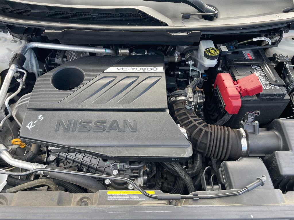 Used 2023 Nissan Rogue SV image 34