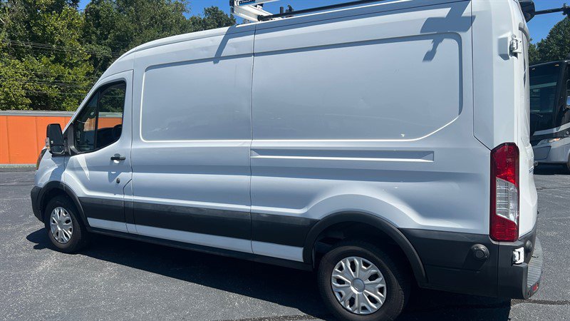 Used 2023 Ford Transit 250 Medium Roof w/ Load Area Protection Package RWD image 8