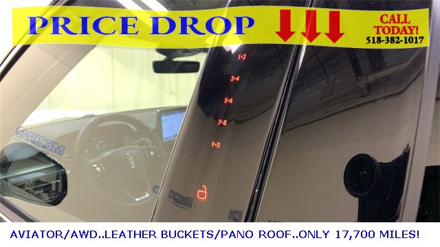Used 2023 Lincoln Aviator AWD w/ Premium Package image 29