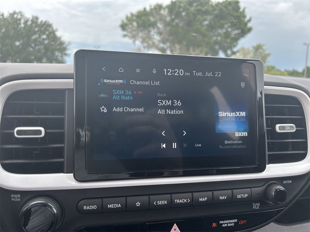 New 2025 Hyundai Venue Limited image 23