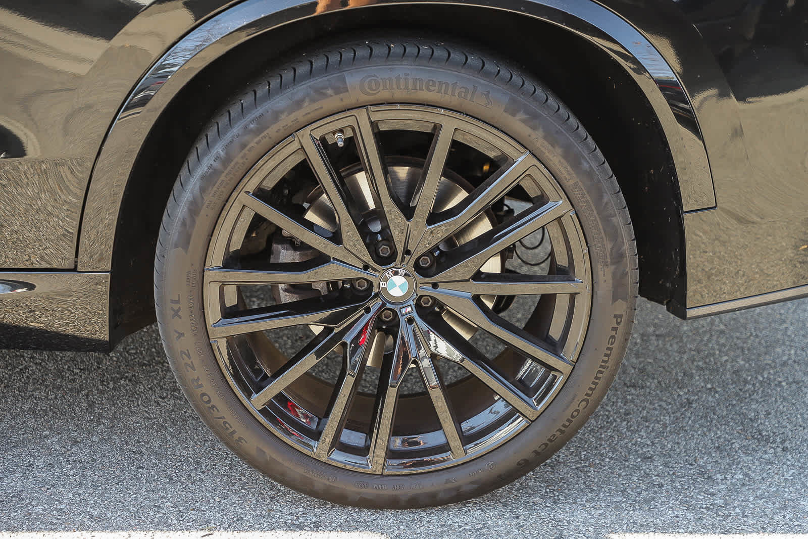 Used 2023 BMW X5 xDrive40i w/ M Sport Package image 10