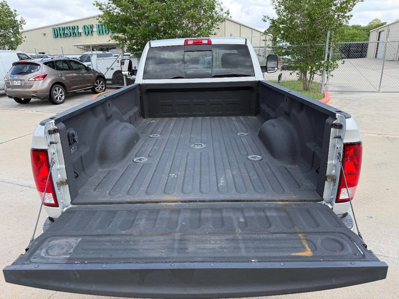 Used 2014 RAM 2500 SLT w/ Popular Equipment Group AWD/4WD image 14