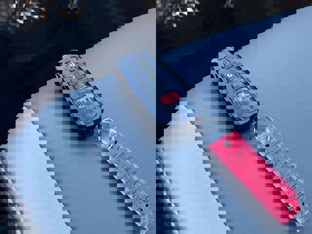 Used 2020 Toyota RAV4 XLE Premium image 27