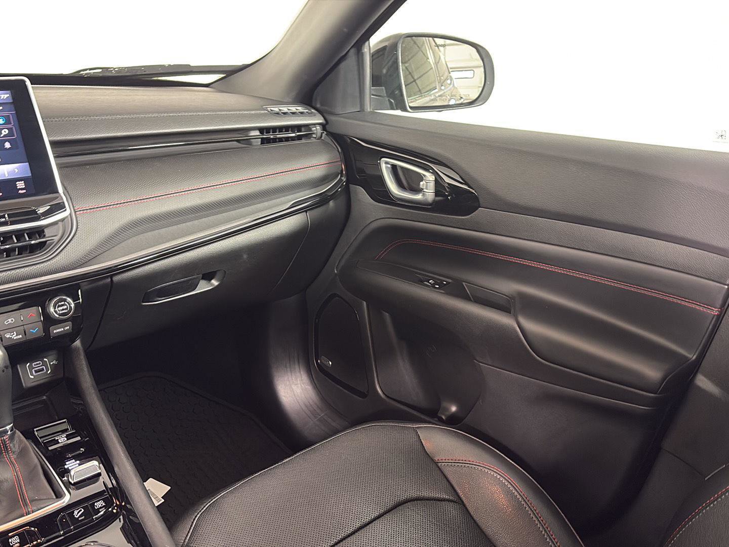 Used 2023 Jeep Compass Trailhawk w/ Trailhawk Elite Group image 20