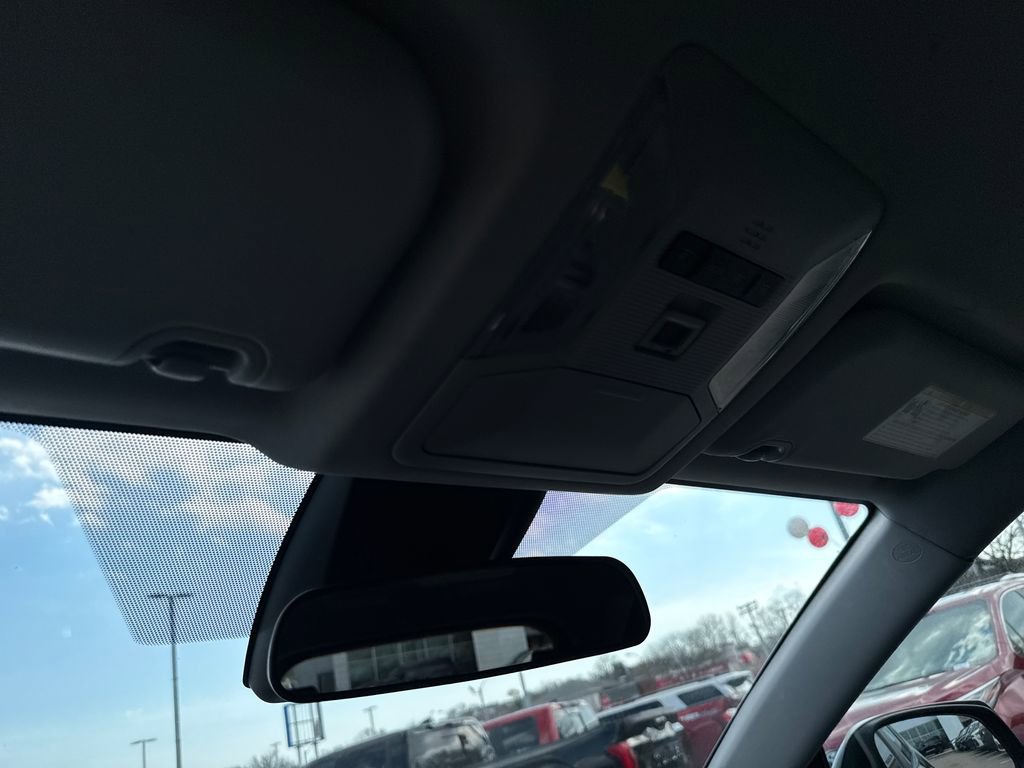 Used 2023 Toyota RAV4 LE image 28