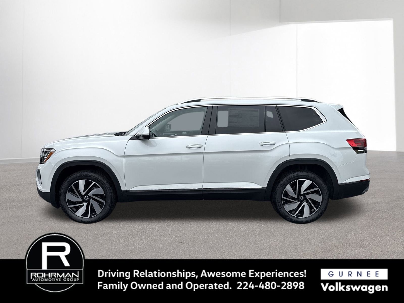 New 2026 Volkswagen Atlas SEL image 5