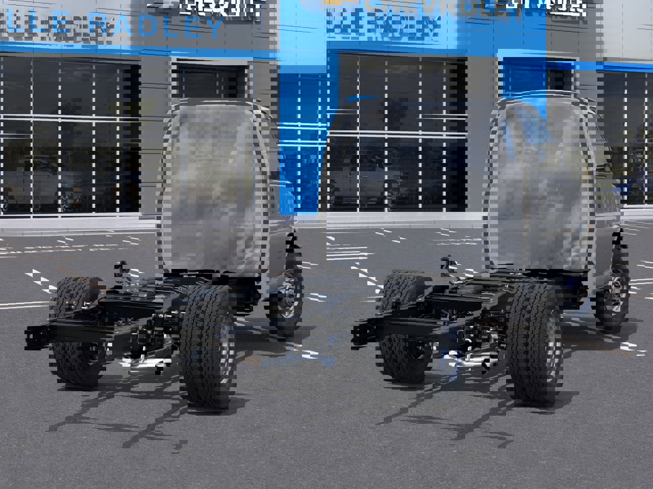 New 2026 Chevrolet Express 4500 RWD image 4