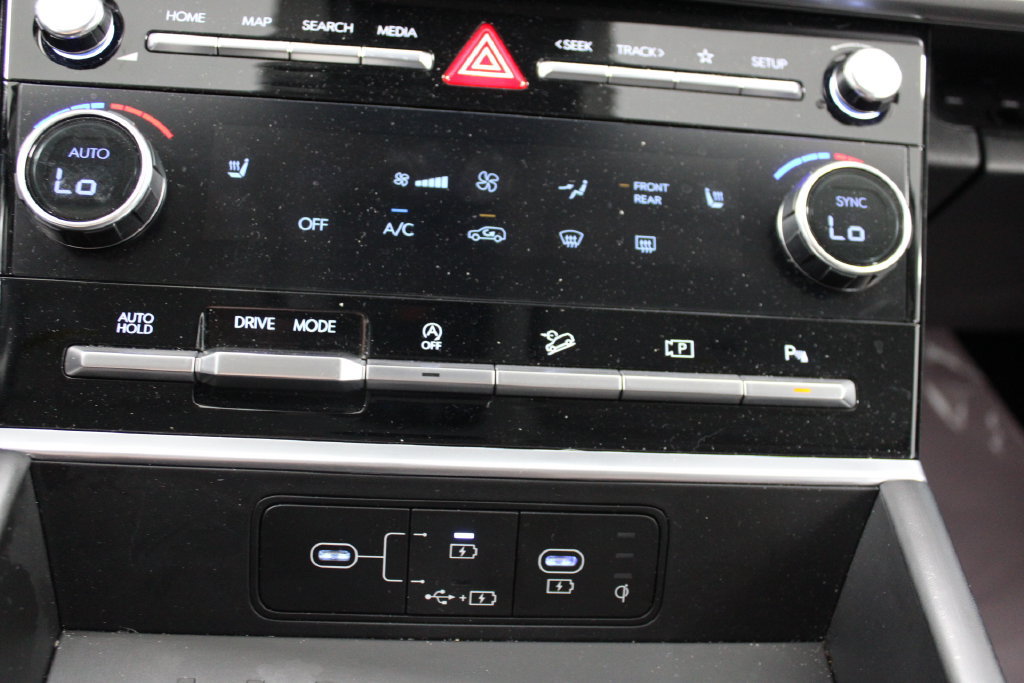 Used 2026 Hyundai Santa Fe SEL FWD image 37
