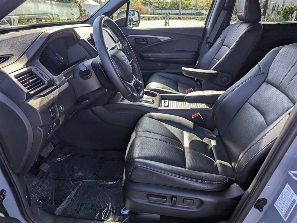 Used 2023 Honda Passport TrailSport image 23