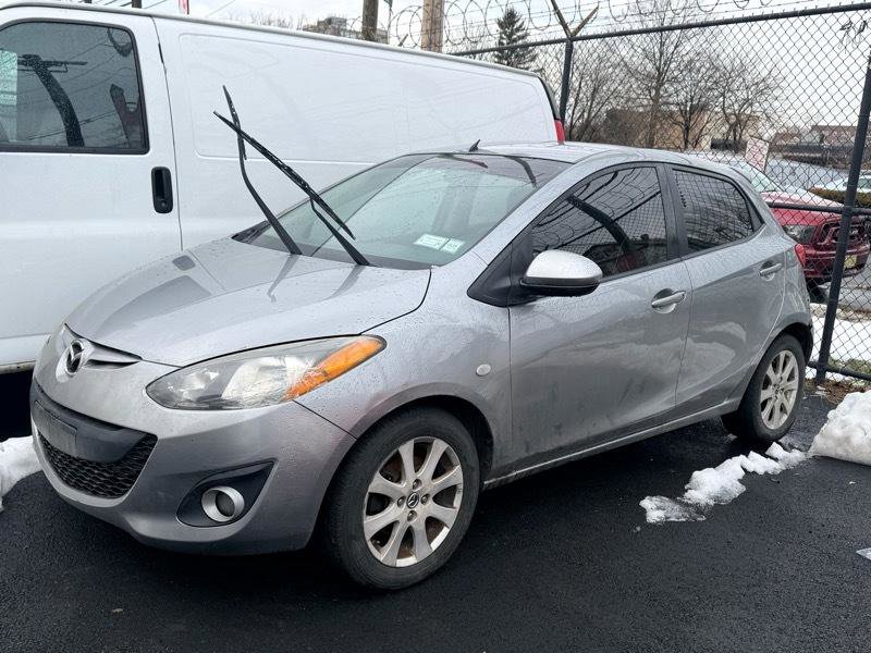 Used 2013 MAZDA MAZDA2 Touring FWD image 1
