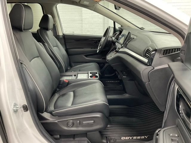 Certified 2025 Honda Odyssey Touring image 24