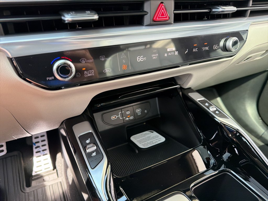 New 2026 Kia Sorento SX Prestige AWD/4WD image 24
