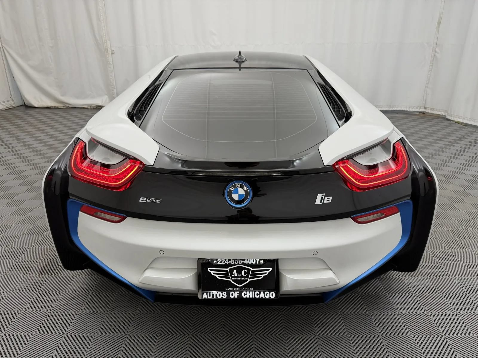 Used 2019 BMW i8 Coupe AWD/4WD image 9