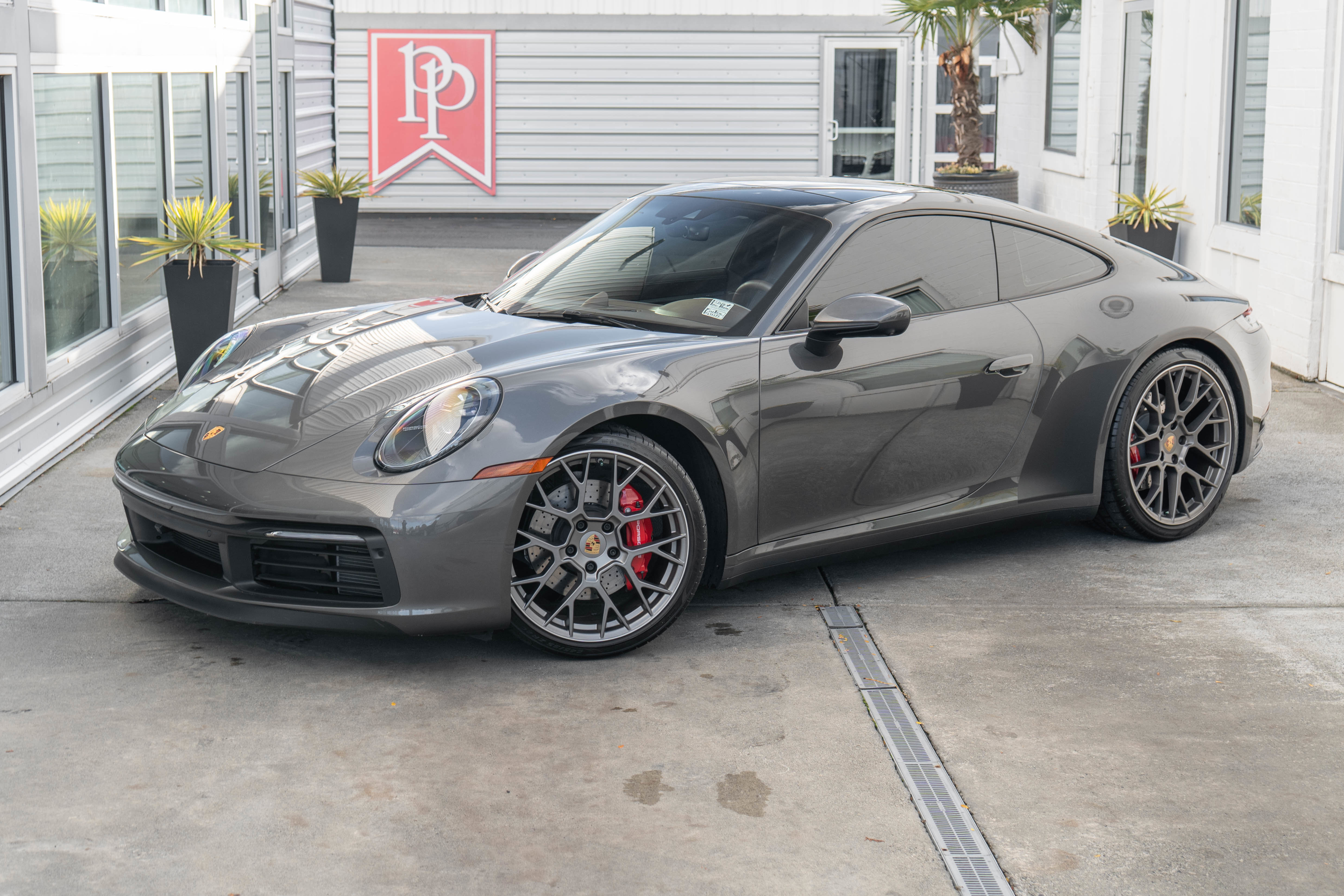 Used 2021 Porsche 911 Carrera 4S image 2