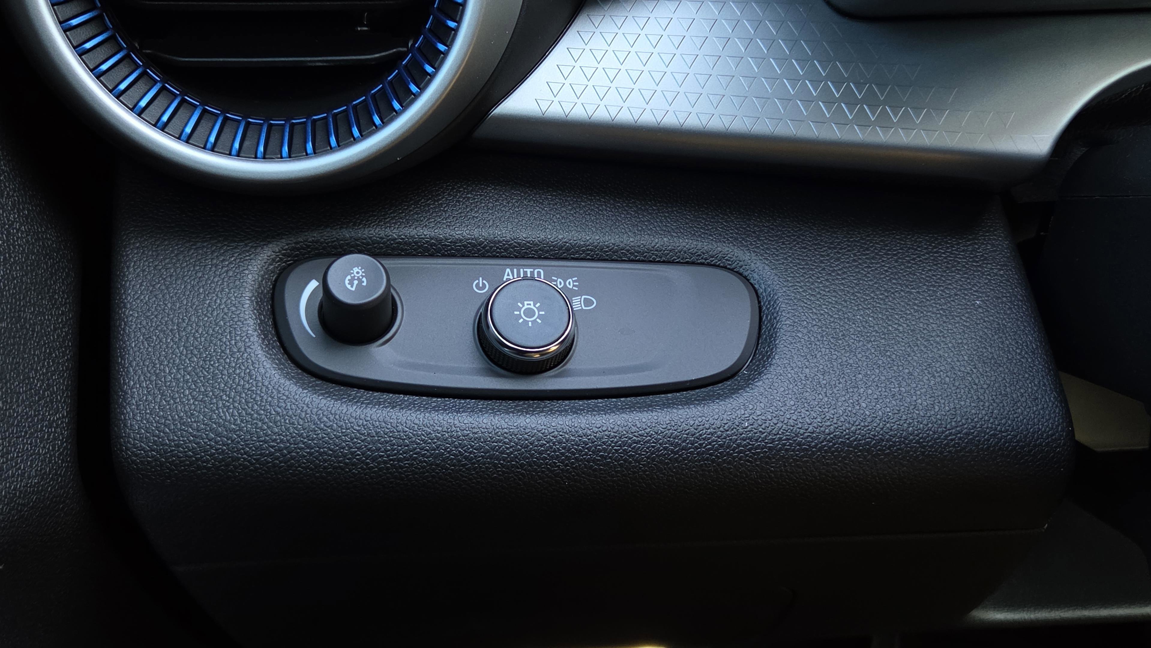 New 2026 Chevrolet Trax LS image 16