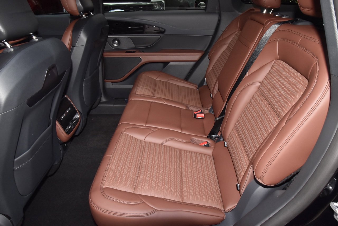 New 2026 Lincoln Nautilus Reserve AWD/4WD image 14