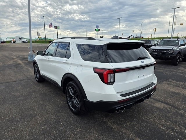 New 2026 Ford Explorer ST image 5