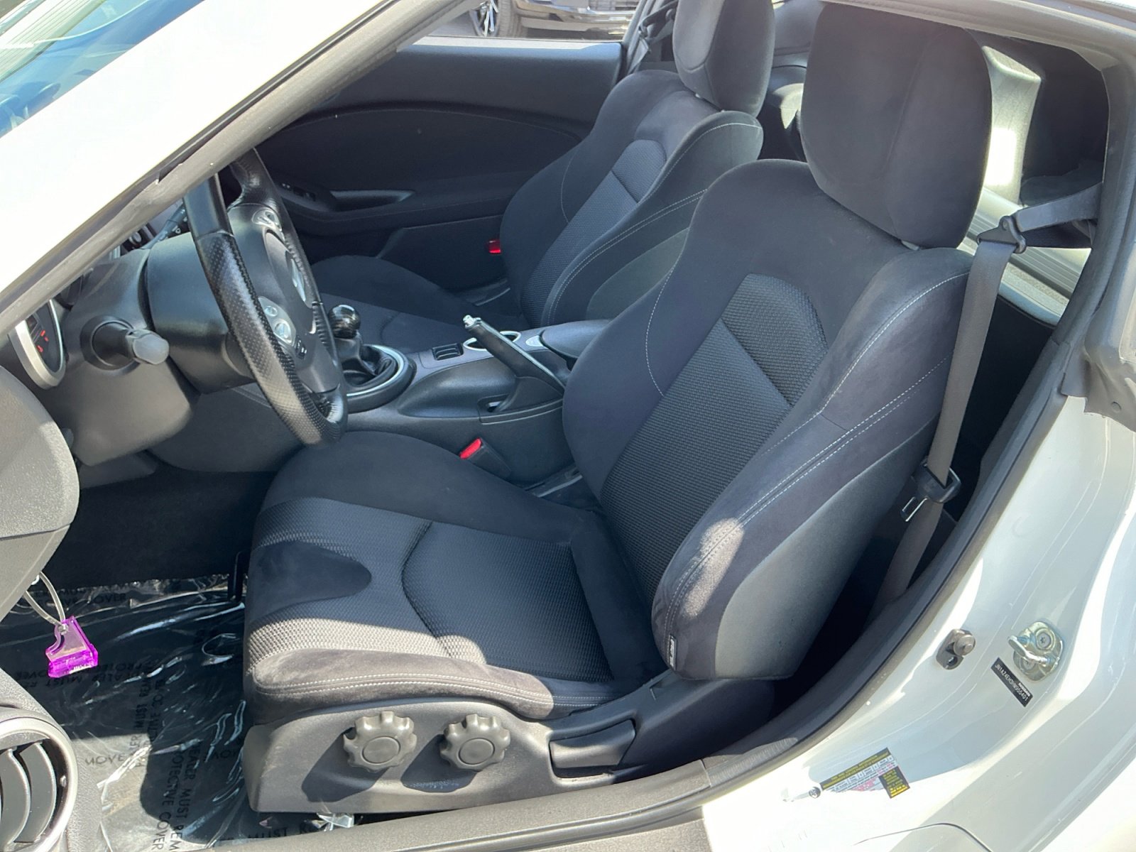 Used 2017 Nissan 370Z Coupe image 16