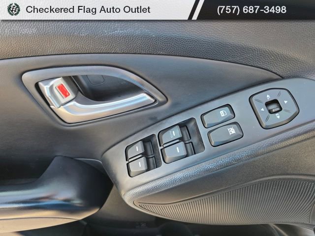 Used 2013 Hyundai Tucson Limited w/ Premium Pkg image 22