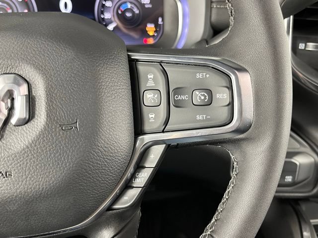 New 2026 RAM 2500 Laramie AWD/4WD image 18