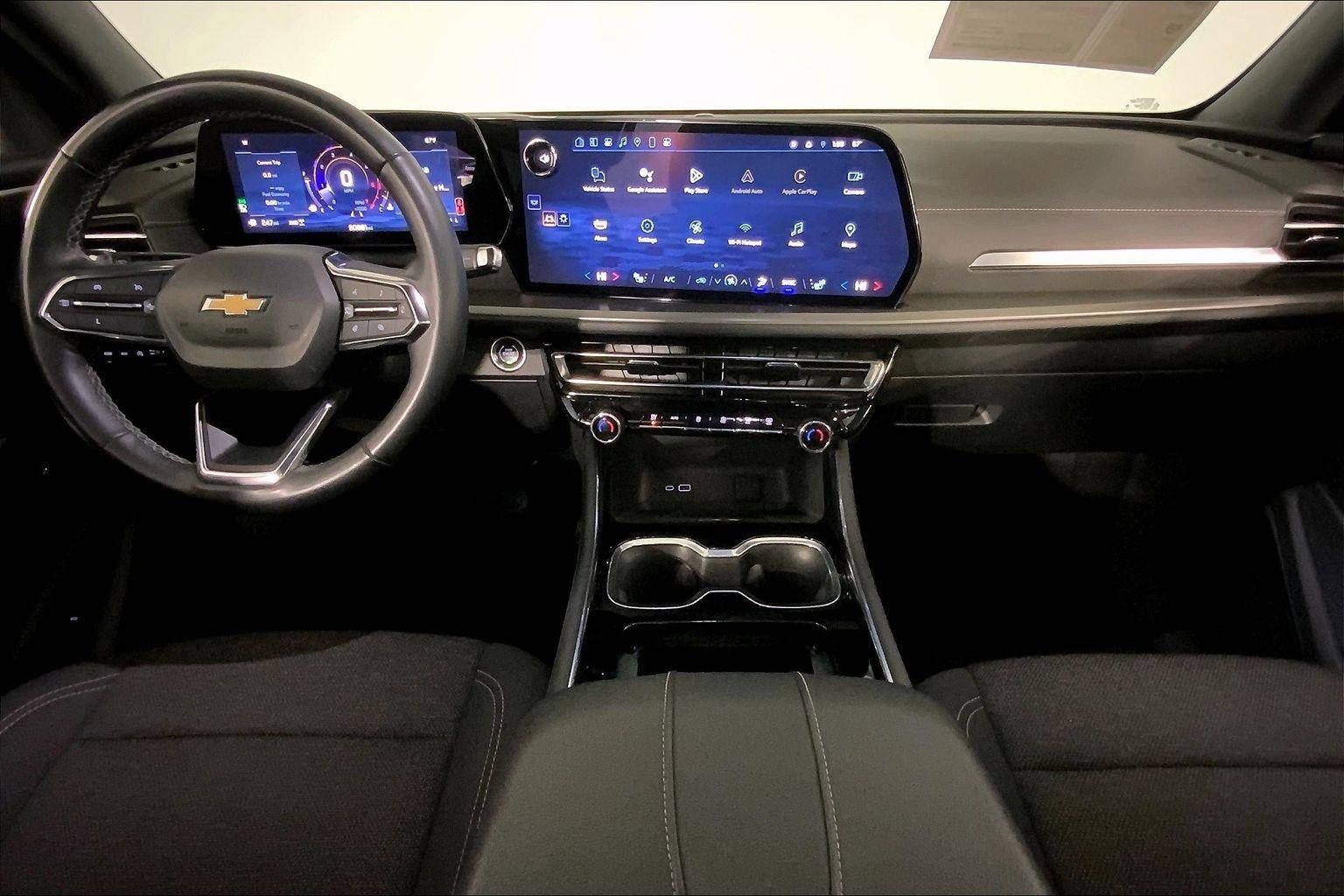 Used 2024 Chevrolet Traverse LT AWD/4WD image 15
