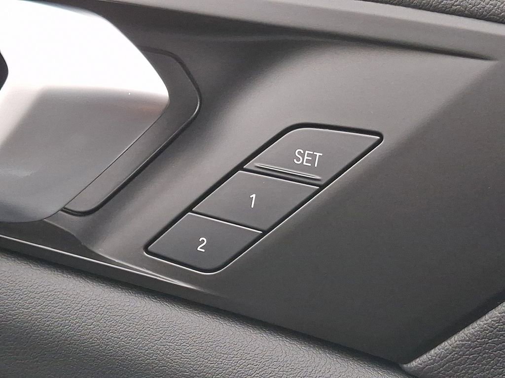 Certified 2023 BMW X5 xDrive40i AWD/4WD image 24