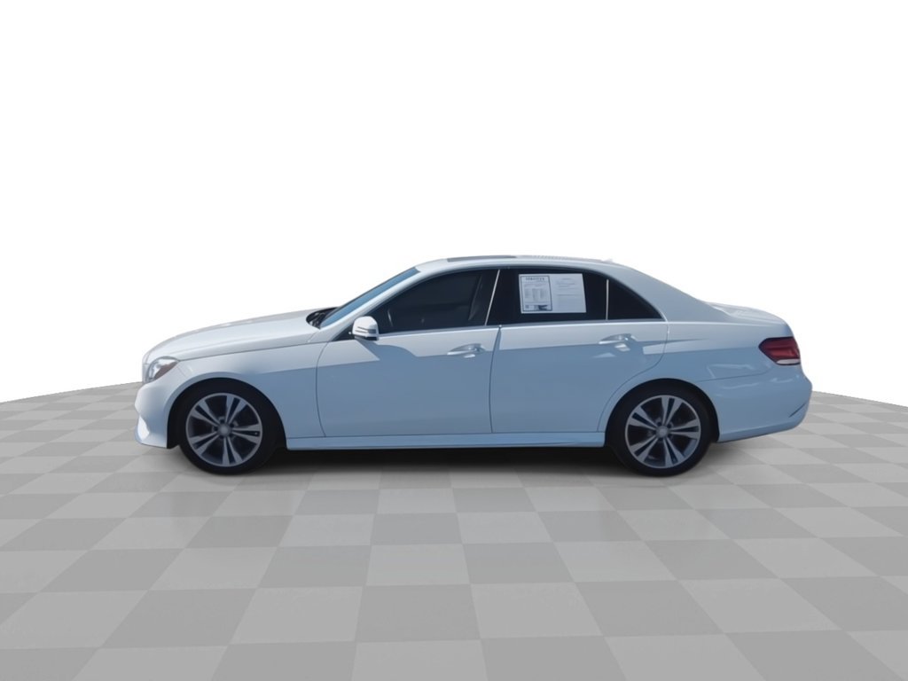 Used 2016 Mercedes-Benz E 350 Sedan image 5