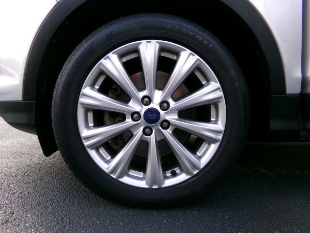 Used 2017 Ford Escape Titanium image 26