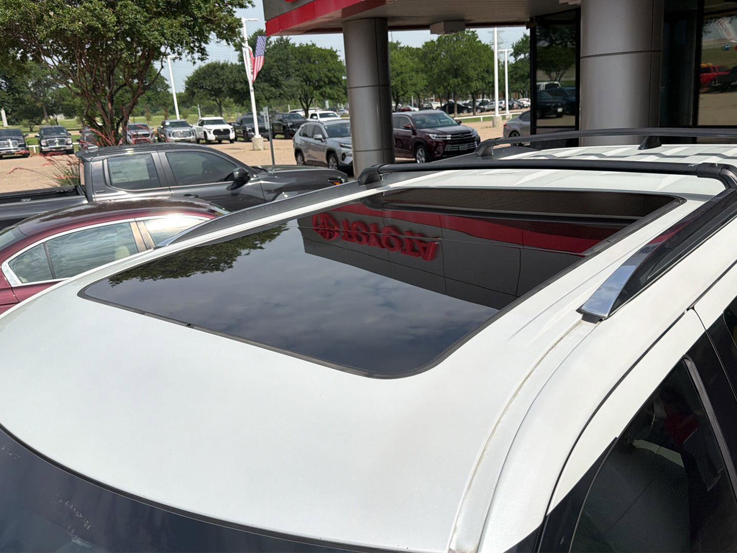 Used 2023 Toyota Sequoia Capstone AWD/4WD image 14