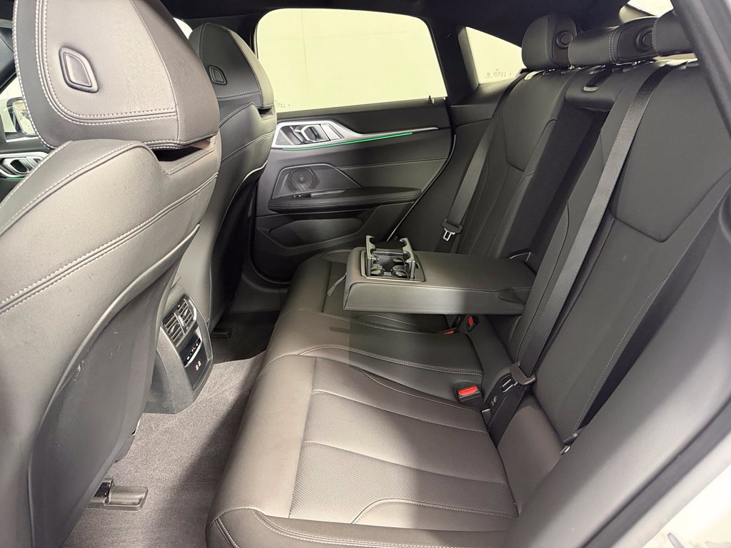 Used 2025 BMW i4 eDrive40 RWD image 19