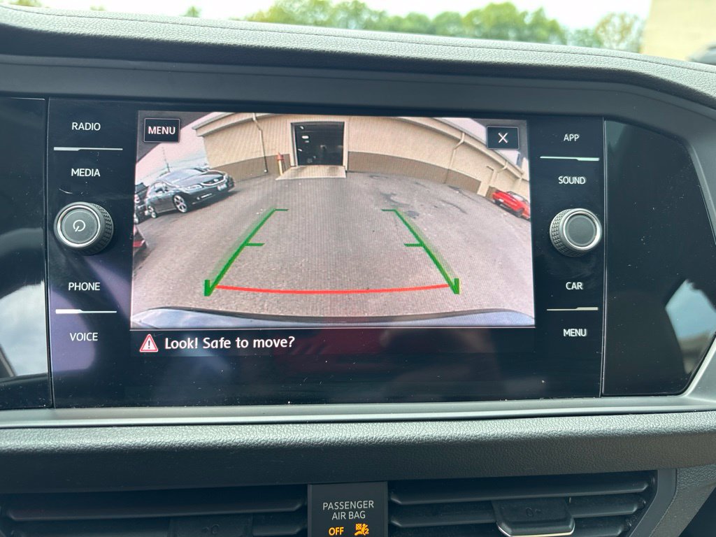 Used 2019 Volkswagen Jetta SEL FWD image 19