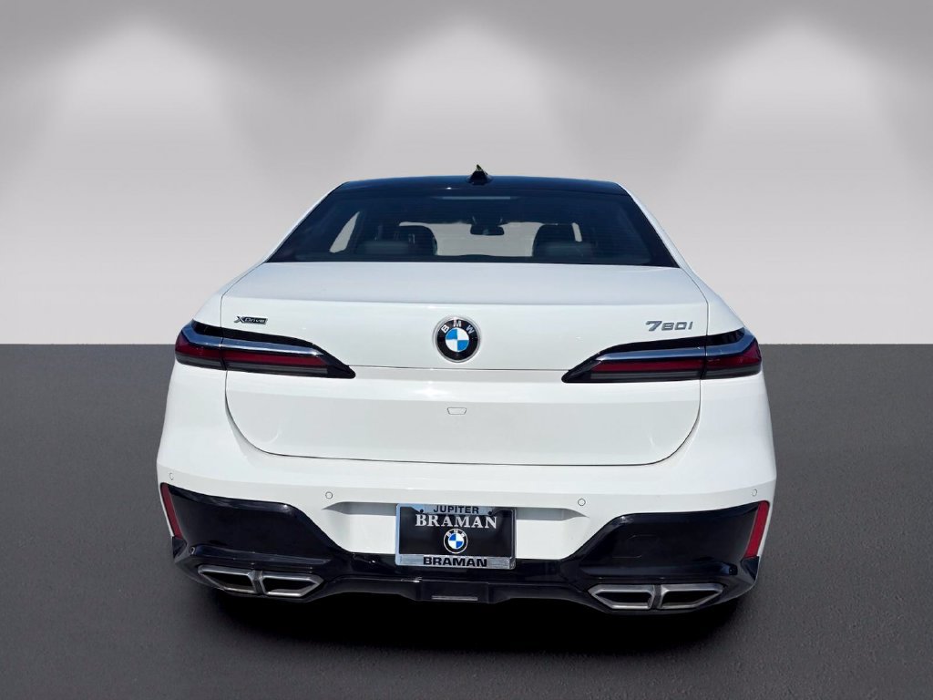 Certified 2023 BMW 760i xDrive AWD/4WD image 5