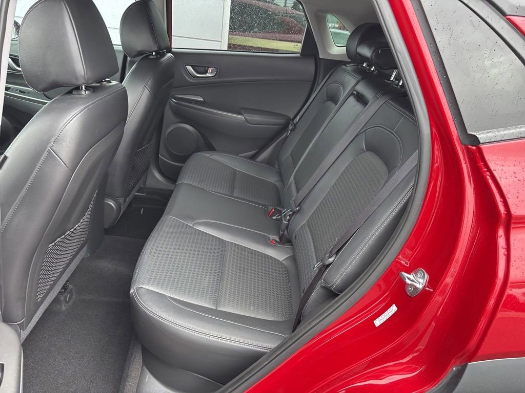 Used 2021 Hyundai Kona Limited AWD/4WD image 13