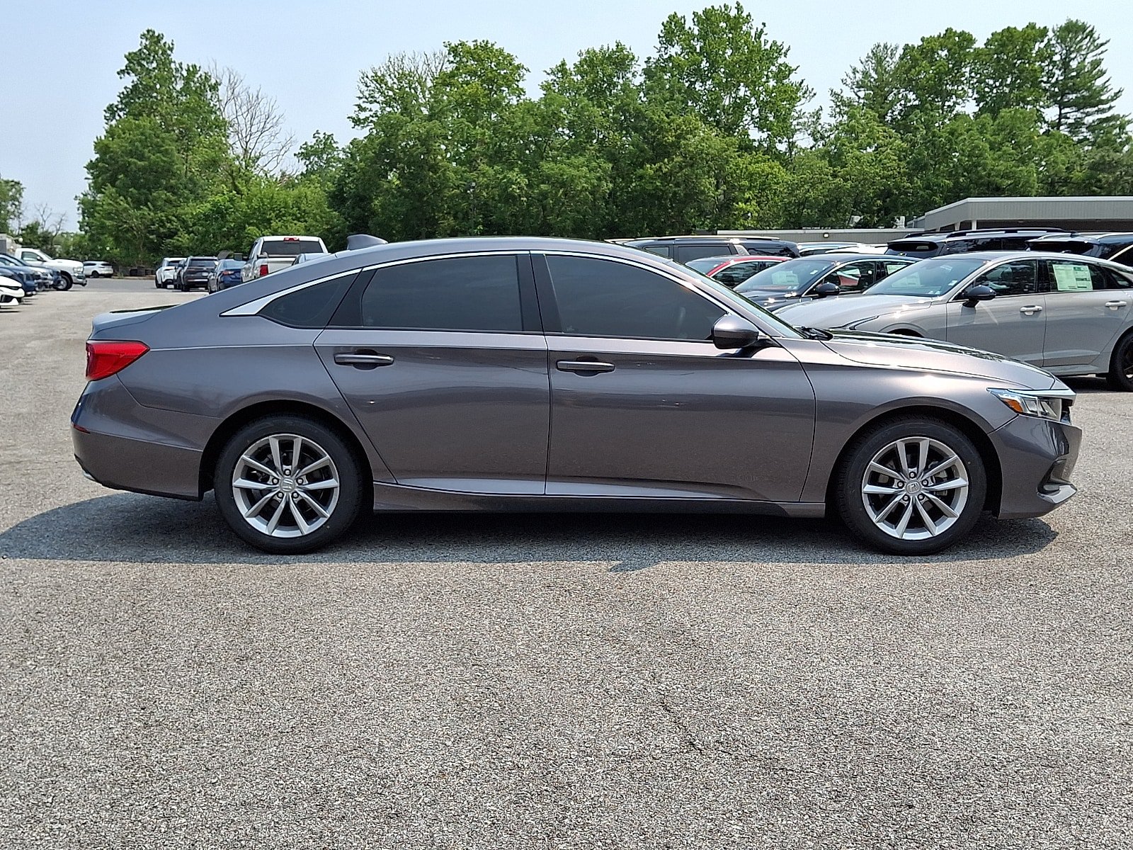 Used 2021 Honda Accord LX video 4