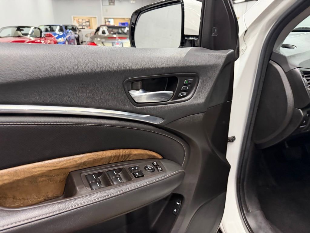 Used 2020 Acura MDX SH-AWD w/ Technology Package image 18