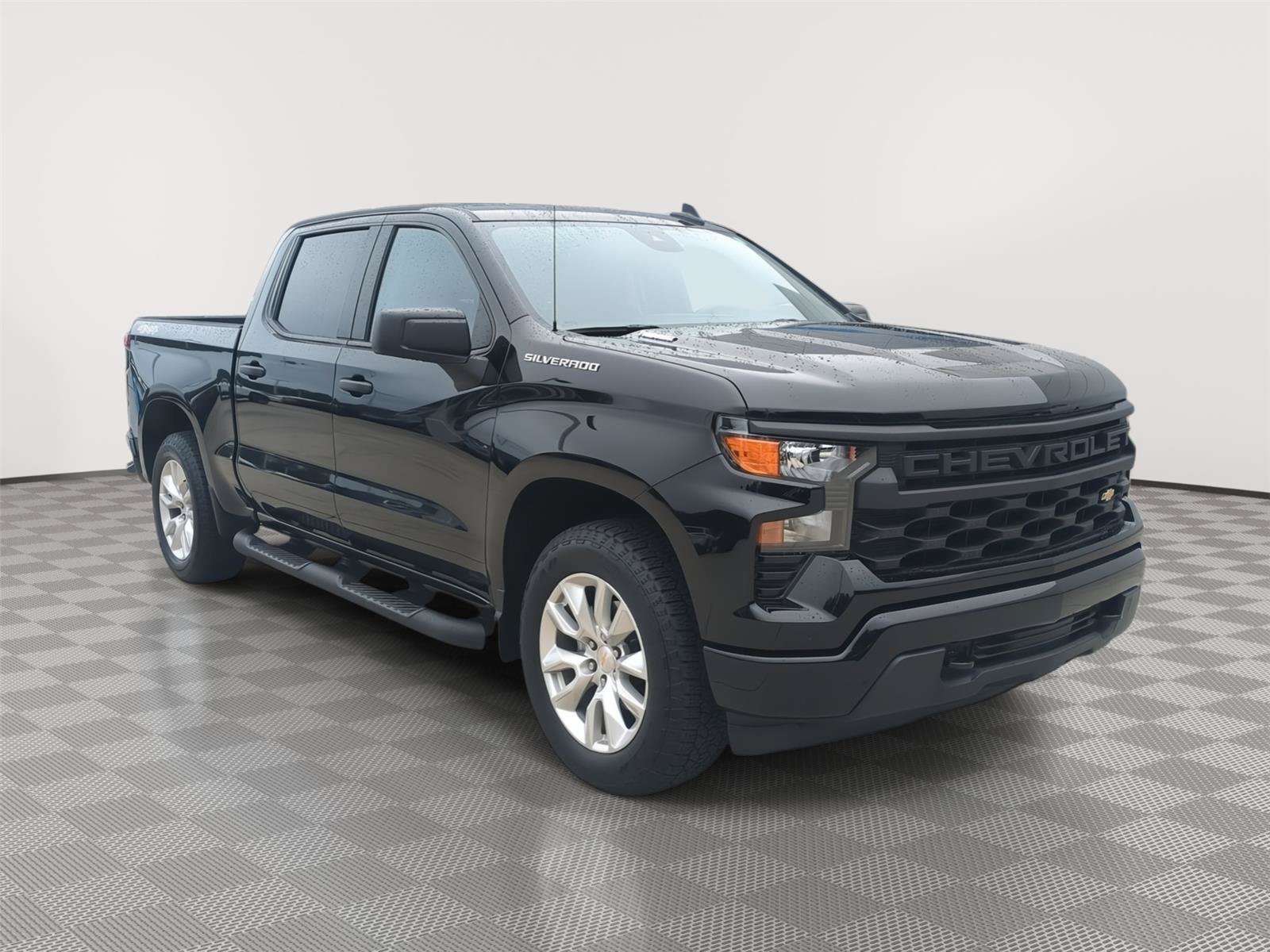 Used 2025 Chevrolet Silverado 1500 Custom AWD/4WD image 7