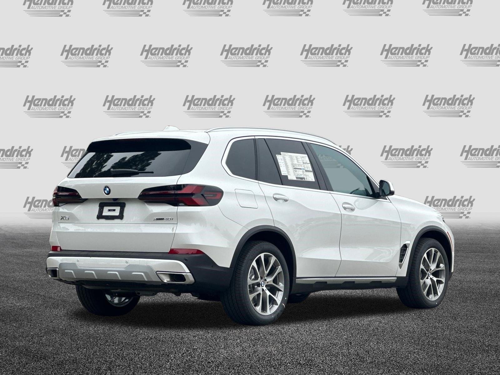 New 2026 BMW X5 xDrive40i AWD/4WD image 5