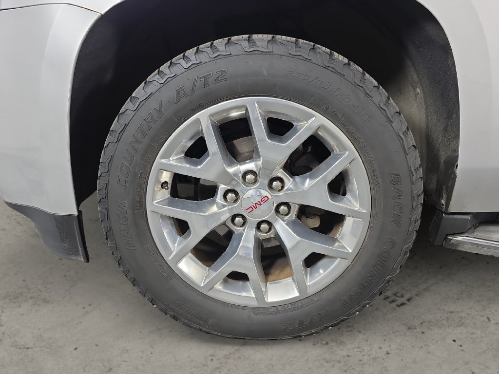 Used 2015 GMC Yukon SLT w/ Open Road Package AWD/4WD image 9