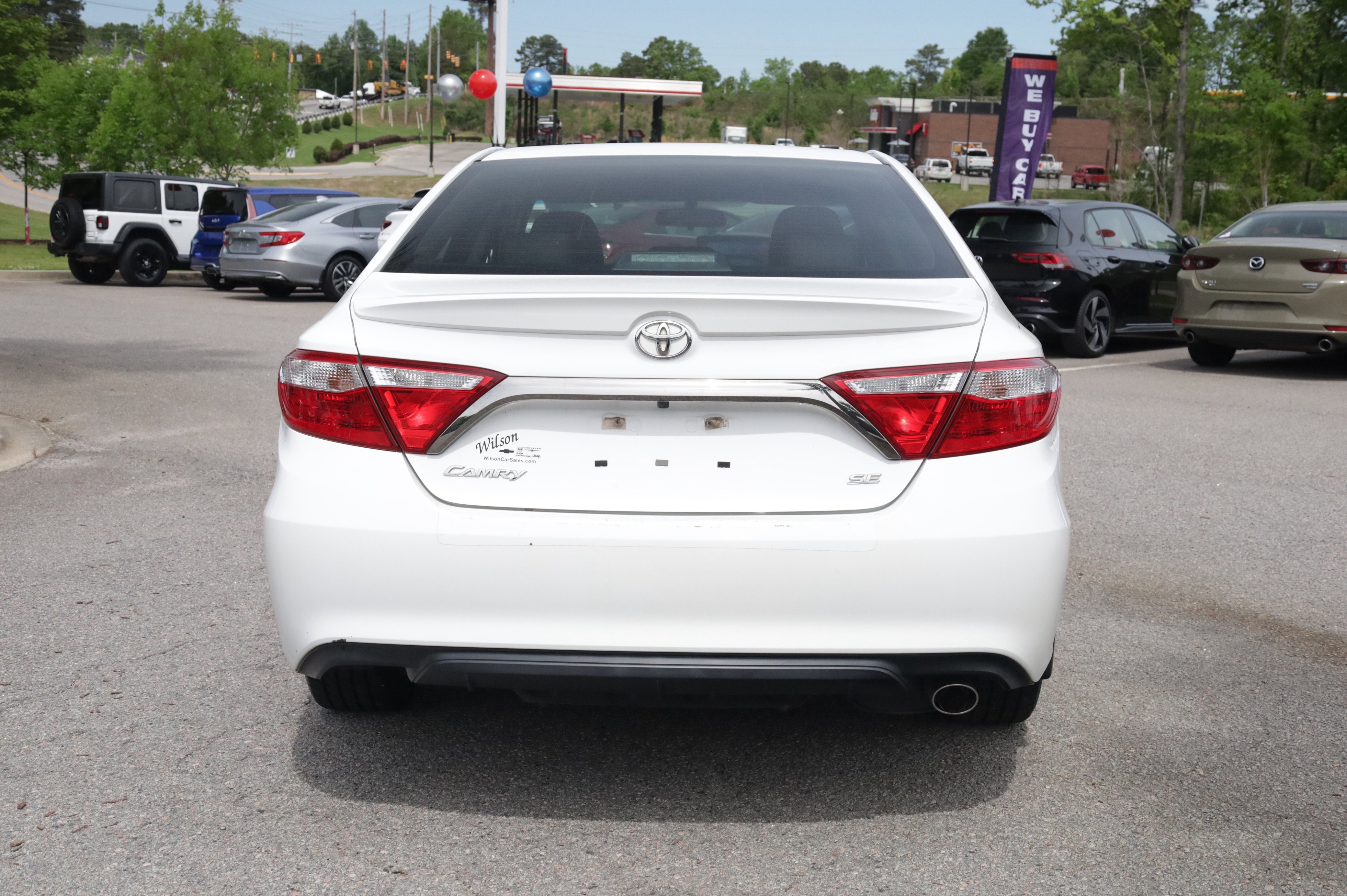 Used 2017 Toyota Camry SE FWD image 4
