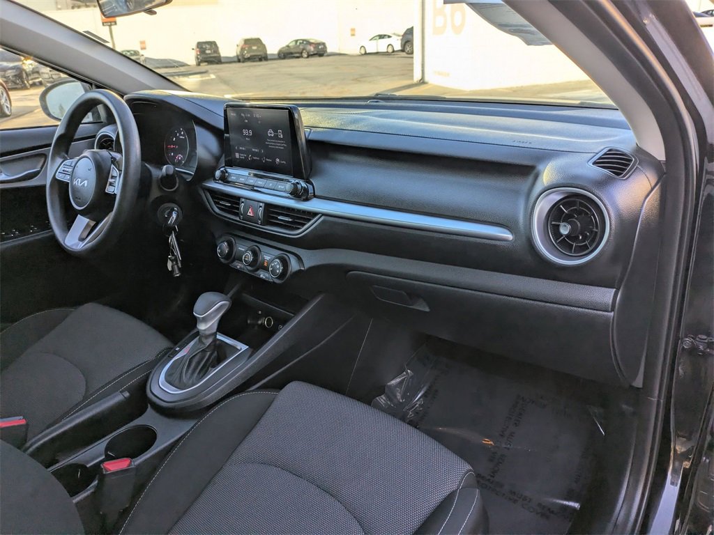 Used 2024 Kia Forte LXS image 33