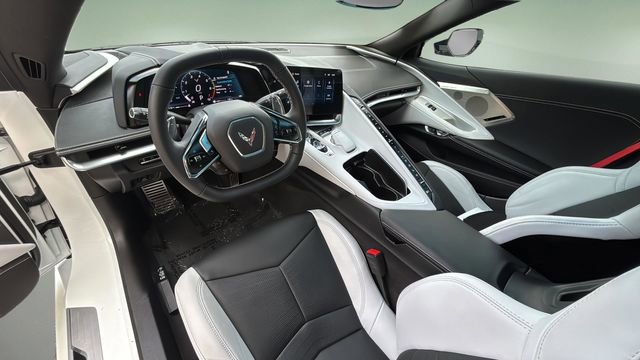 Used 2024 Chevrolet Corvette Stingray Preferred Cpe w/ Z51 Performance Package image 18