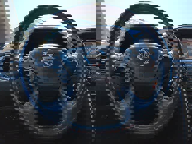 Used 2015 Nissan Pathfinder 4WD image 24