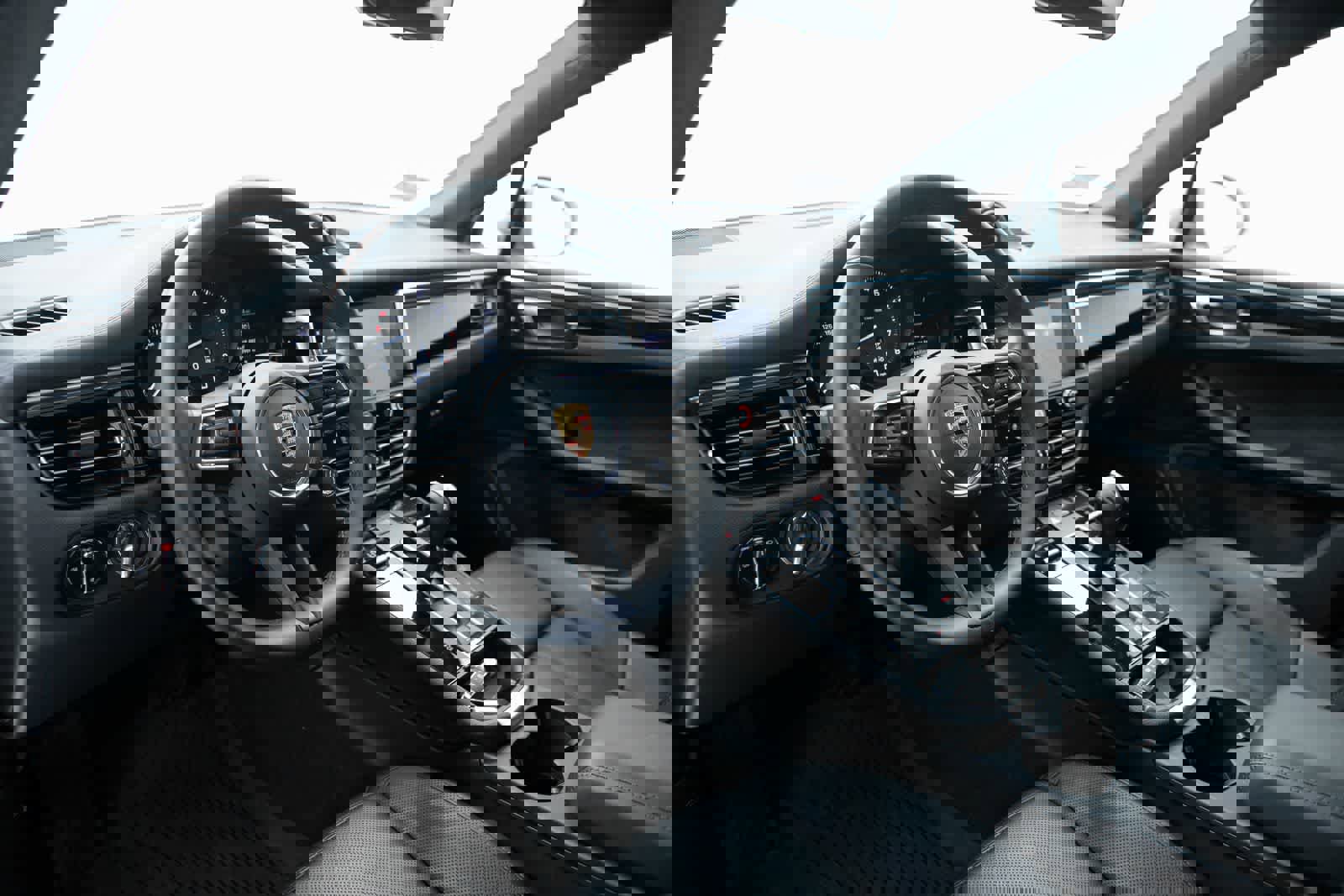 Certified 2026 Porsche Macan image 4