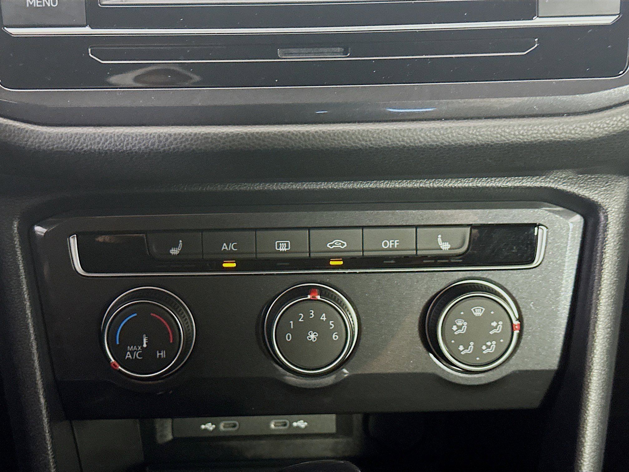 Used 2023 Volkswagen Tiguan S image 23