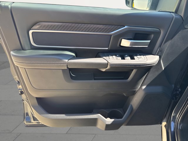 New 2026 RAM 3500 Big Horn AWD/4WD image 10