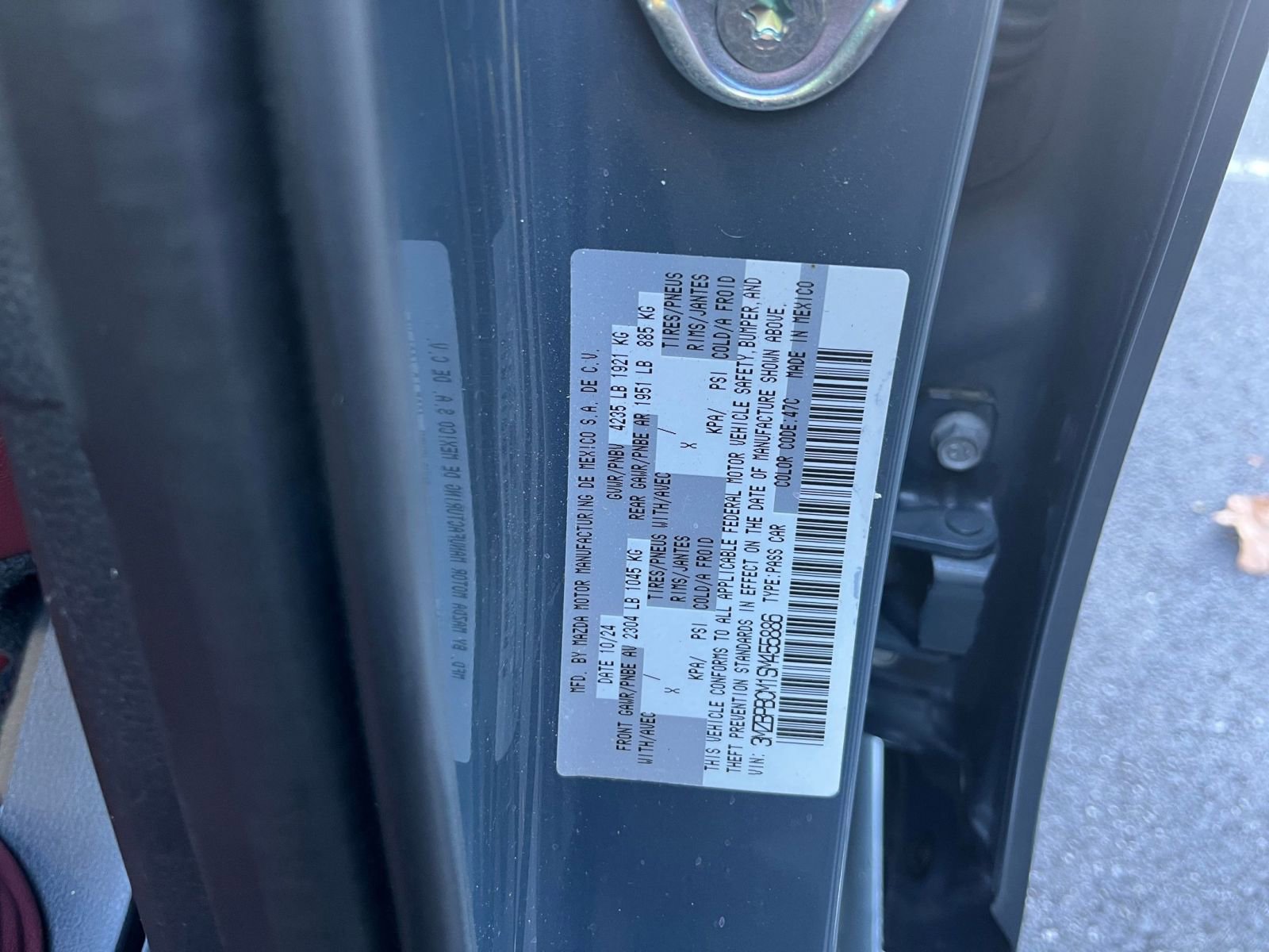 Used 2025 MAZDA MAZDA3 s image 23