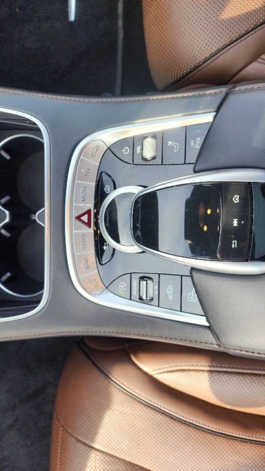 Used 2018 Mercedes-Benz S 560 Sedan image 61
