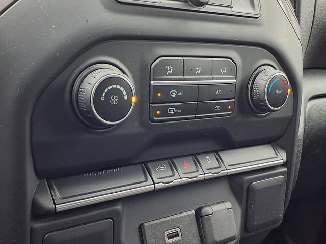 Used 2019 Chevrolet Silverado 1500 Custom w/ Custom Value Package image 10