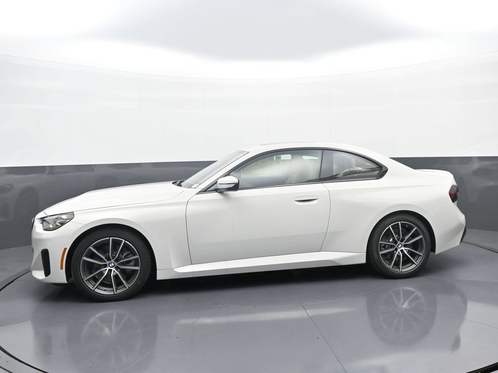New 2026 BMW 230i Coupe w/ Premium Package RWD image 4