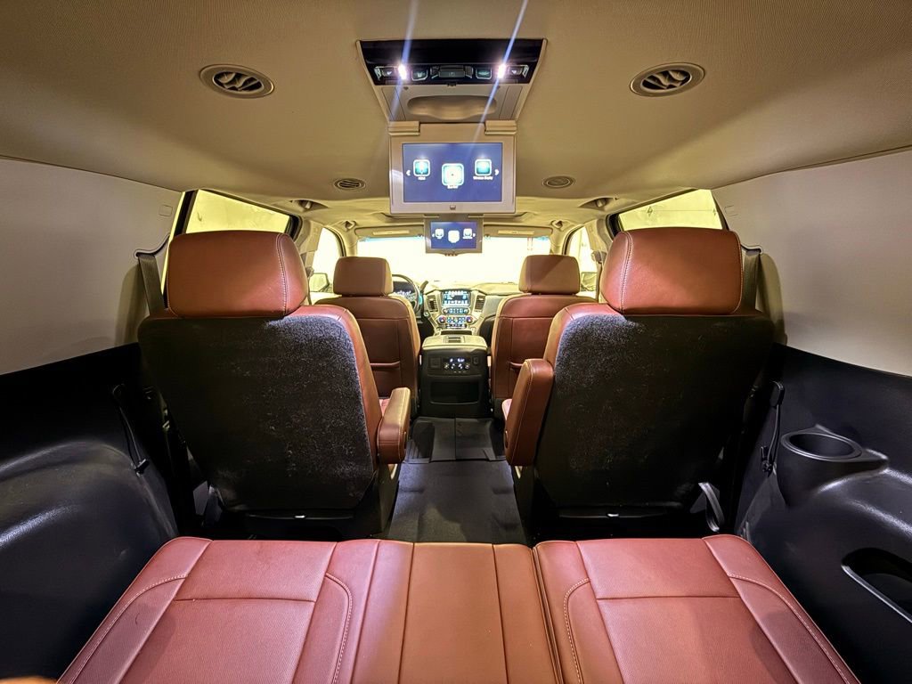 Used 2020 Chevrolet Suburban Premier w/ Premier Plus Edition image 38